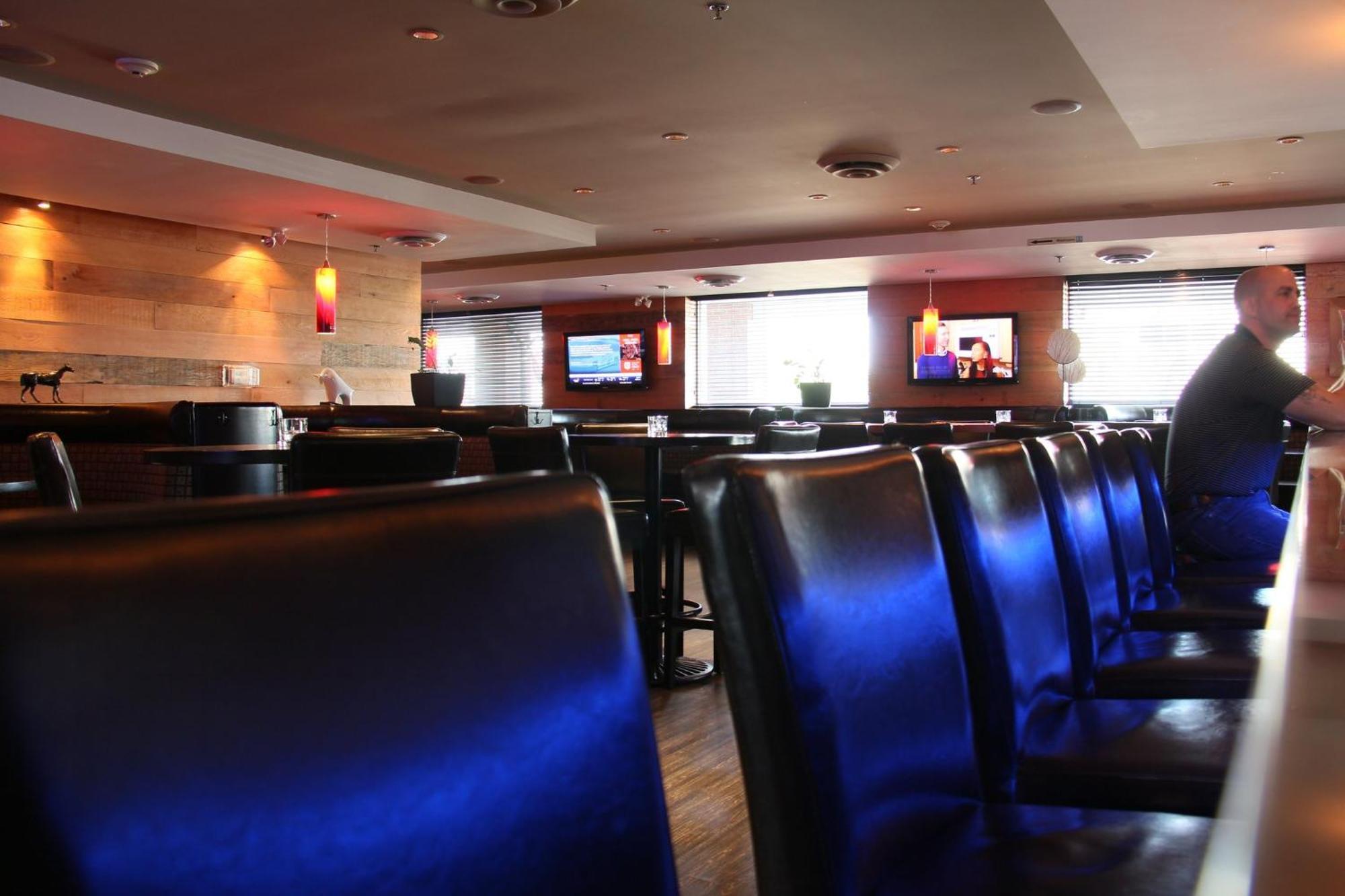 Holiday Inn Hotel & Suites Surrey East - Cloverdale By Ihg Buitenkant foto